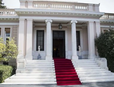 Mαξίμου σε Καμμένο: «Δεν έχει νόημα η εμπλοκή του ΠτΔ στη Συμφωνία των Πρεσπών»